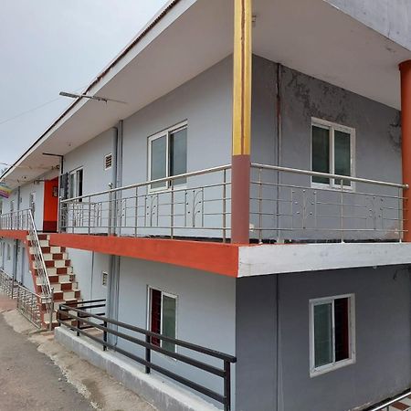 Memmsta Hotels 1510 - Ooty Εξωτερικό φωτογραφία